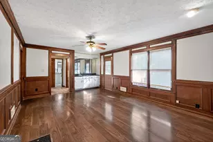 1378 Stoneleigh Hill Rd, Lithonia, GA 30058 - Photo 4