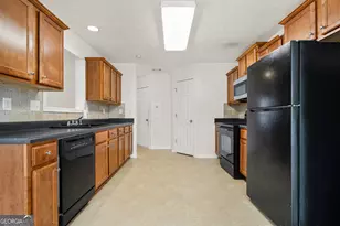 1220 Nottley Dr, Locust Grove, GA 30248 - Photo 4