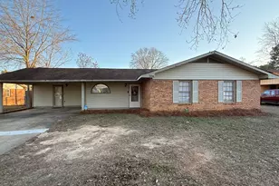 208 Pellimore Dr, Warner Robins, GA 31093 - Photo 1