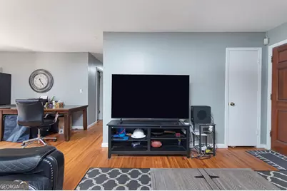 761 Robert E Lee Parkway, Jonesboro, GA 30238 - Photo 6