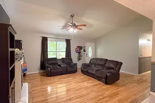 617 Robin Ln, Folkston, GA 31537 - Photo 8