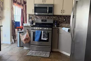 5537 Wellborn Creek Dr, Lithonia, GA 30058 - Photo 8