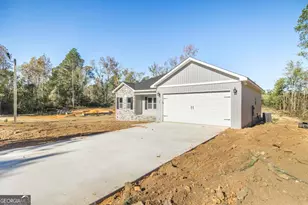 134 Long Pines Cir, East Dublin, GA 31027 - Photo 2