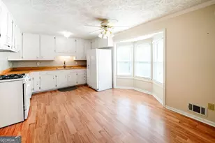 1538 Spring Valley Cir, Griffin, GA 30223 - Photo 8