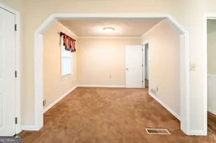 1538 Spring Valley Cir, Griffin, GA 30223 - Photo 4