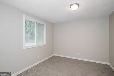 5356 Olde Street, Stone Mountain, GA 30088 - Photo 10