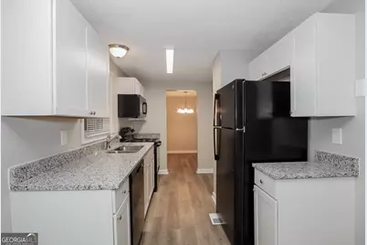 5356 Olde Street, Stone Mountain, GA 30088 - Photo 6