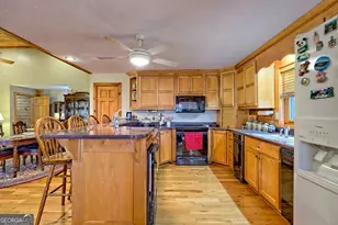 1556 Long Laurel Ridge Dr, Lakemont, GA 30552 - Photo 22