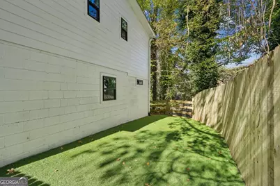 1917 Thompson Avenue, Atlanta, GA 30344 - Photo 12