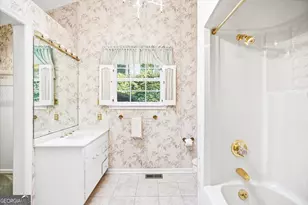 2783 S Hillandale Cir, Macon, GA 31204 - Photo 14