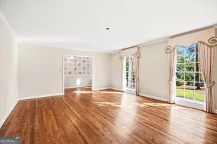 2783 S Hillandale Cir, Macon, GA 31204 - Photo 6