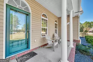 622 Live Oak Wy, Dublin, GA 31021 - Photo 2