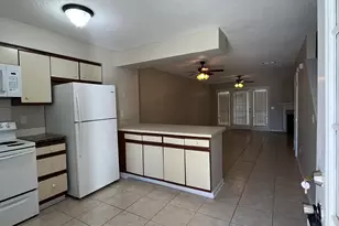 109 Inlet Reach Cir, Saint Marys, GA 31558 - Photo 2