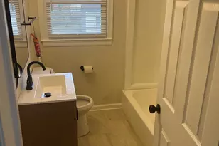 784 Spring Valley Dr, Forest Park, GA 30297 - Photo 4