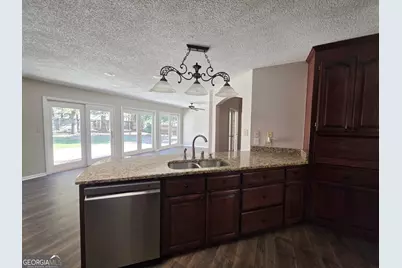 307 Pheasant Ridge Drive, Warner Robins, GA 31088 - Photo 16