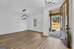 374 Conner Ln, Williamson, GA 30292 - Photo 4