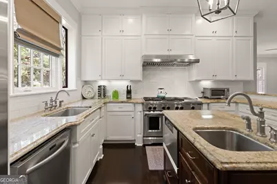 1044 Village Oaks Lane, Saint Simons, GA 31522 - Photo 12