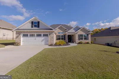 302 Creek Ridge Drive, Warner Robins, GA 31088 - Photo 1