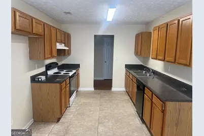 5490 Twin Lakes Drive, South Fulton, GA 30349 - Photo 6