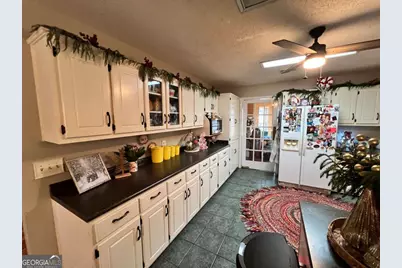 2003 Chevy Place, Vidalia, GA 30474 - Photo 4