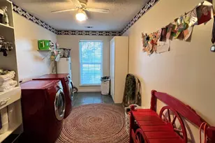 2003 Chevy Pl, Vidalia, GA 30474 - Photo 2