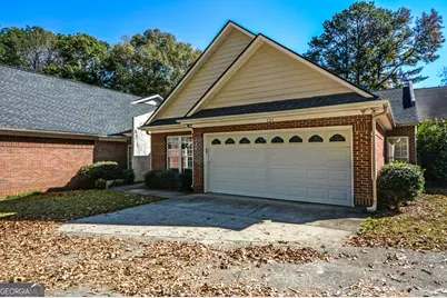 131 Greison Trail, Newnan, GA 30263 - Photo 2