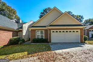 131 Greison Trail, Newnan, GA 30263 - Photo 2