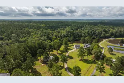 13 Southern Waters Way, Forsyth, GA 31029 - Photo 8