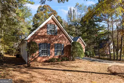 65 Barrington Ridge Court, Sharpsburg, GA 30277 - Photo 2