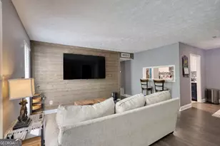 211 Summit North Dr NE, Atlanta, GA 30324 - Photo 10