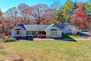 428 Orchard View Ln, Lakemont, GA 30552 - Photo 2