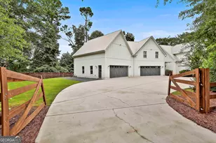 49 Standing Rock Rd, Senoia, GA 30276 - Photo 12