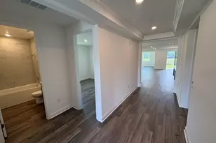 202 Savannah Wy, Saint Marys, GA 31558 - Photo 2
