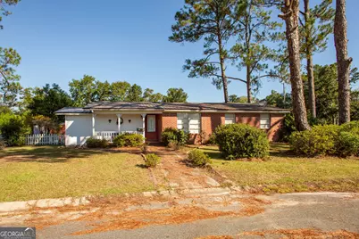 135 Morgan Street, Waycross, GA 31501 - Photo 2