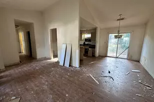 4561 Garden Hills Dr, Stone Mountain, GA 30083 - Photo 6