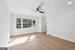 4 Mobley Dr SE, Atlanta, GA 30315 - Photo 8