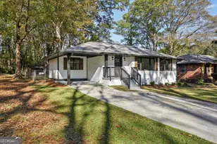 4 Mobley Dr SE, Atlanta, GA 30315 - Photo 2