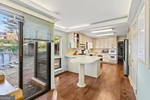 292 Chenocetah Dr, Cornelia, GA 30531 - Photo 16