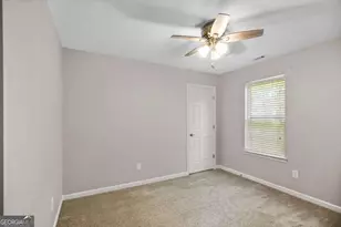 90 McIntosh Estates Ct, Sharpsburg, GA 30277 - Photo 10