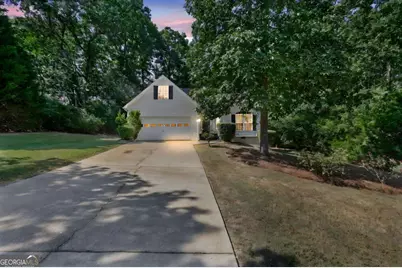 90 McIntosh Estates Court, Sharpsburg, GA 30277 - Photo 4