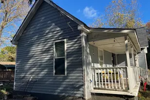 112 Hendry St, Union Point, GA 30669 - Photo 2