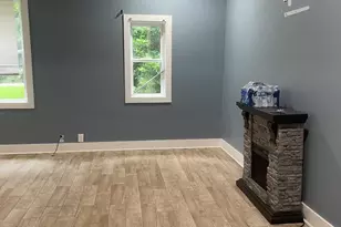 112 Hendry St, Union Point, GA 30669 - Photo 8