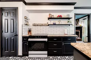 387 Sandhurst Dr, Richmond Hill, GA 31324 - Photo 16