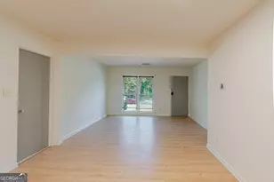 7064 Eunice Dr, Riverdale, GA 30274 - Photo 16