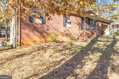 88 Thornton Drive, Hartwell, GA 30643 - Photo 2