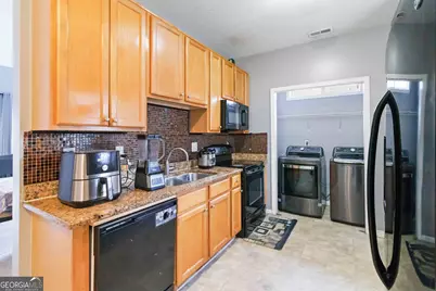 7525 Winderemere Park, Riverdale, GA 30274 - Photo 6