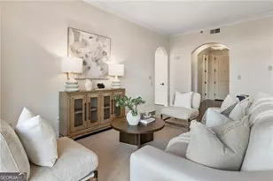 2233 Peachtree Rd NE, Atlanta, GA 30309 - Photo 8