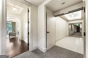 2233 Peachtree Rd NE, Atlanta, GA 30309 - Photo 34