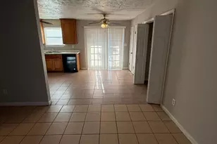 250 Toby Springs Ln, McDonough, GA 30253 - Photo 4
