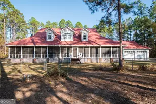 4818 Lovett Rd, Waycross, GA 31503 - Photo 1